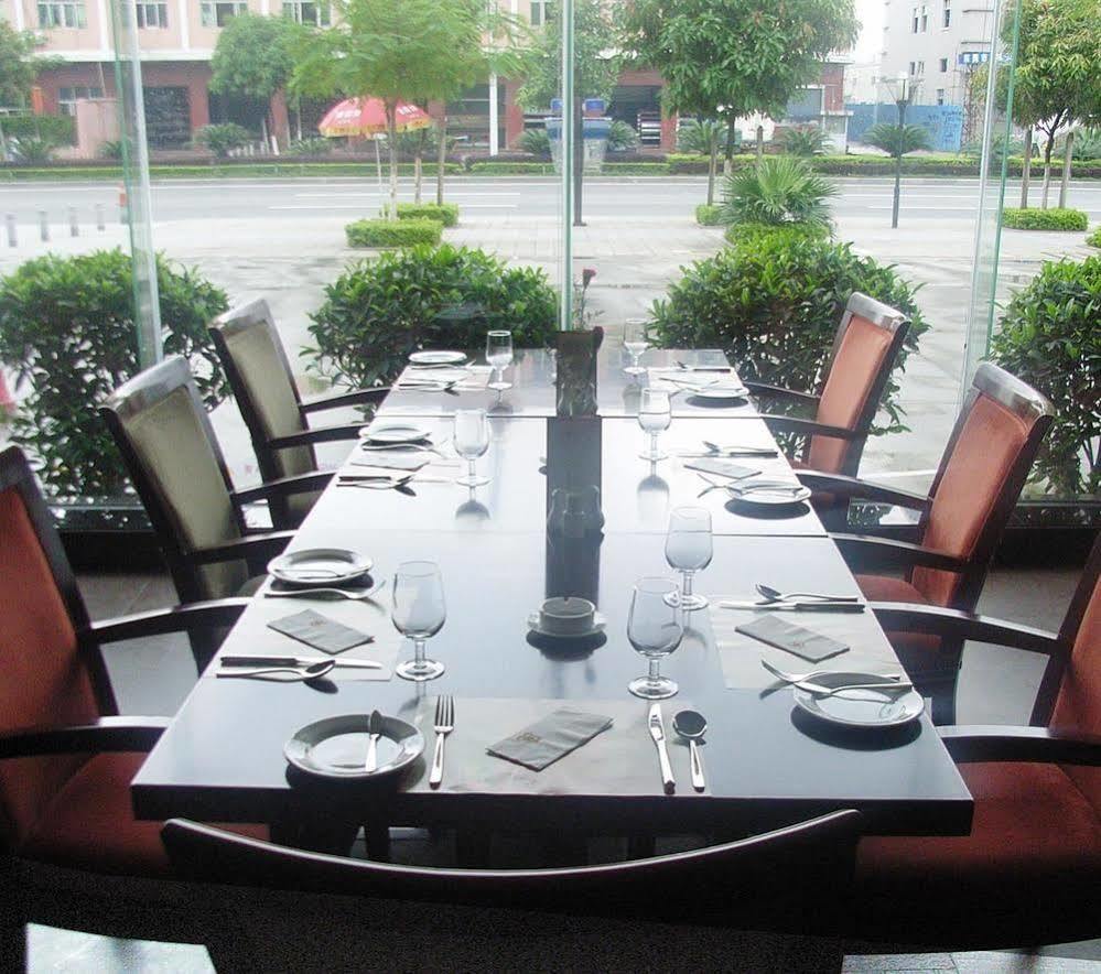 Wanyi Hotel Dongguan  Exterior photo